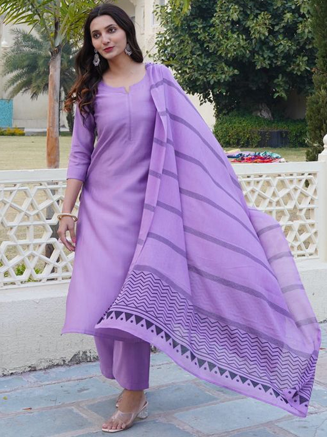 

DIVASTRI Women Regular Kurta with Palazzos & With Dupatta, Purple