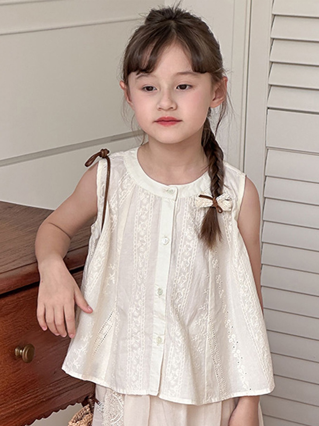 

LULU & SKY Cotton Top, Beige