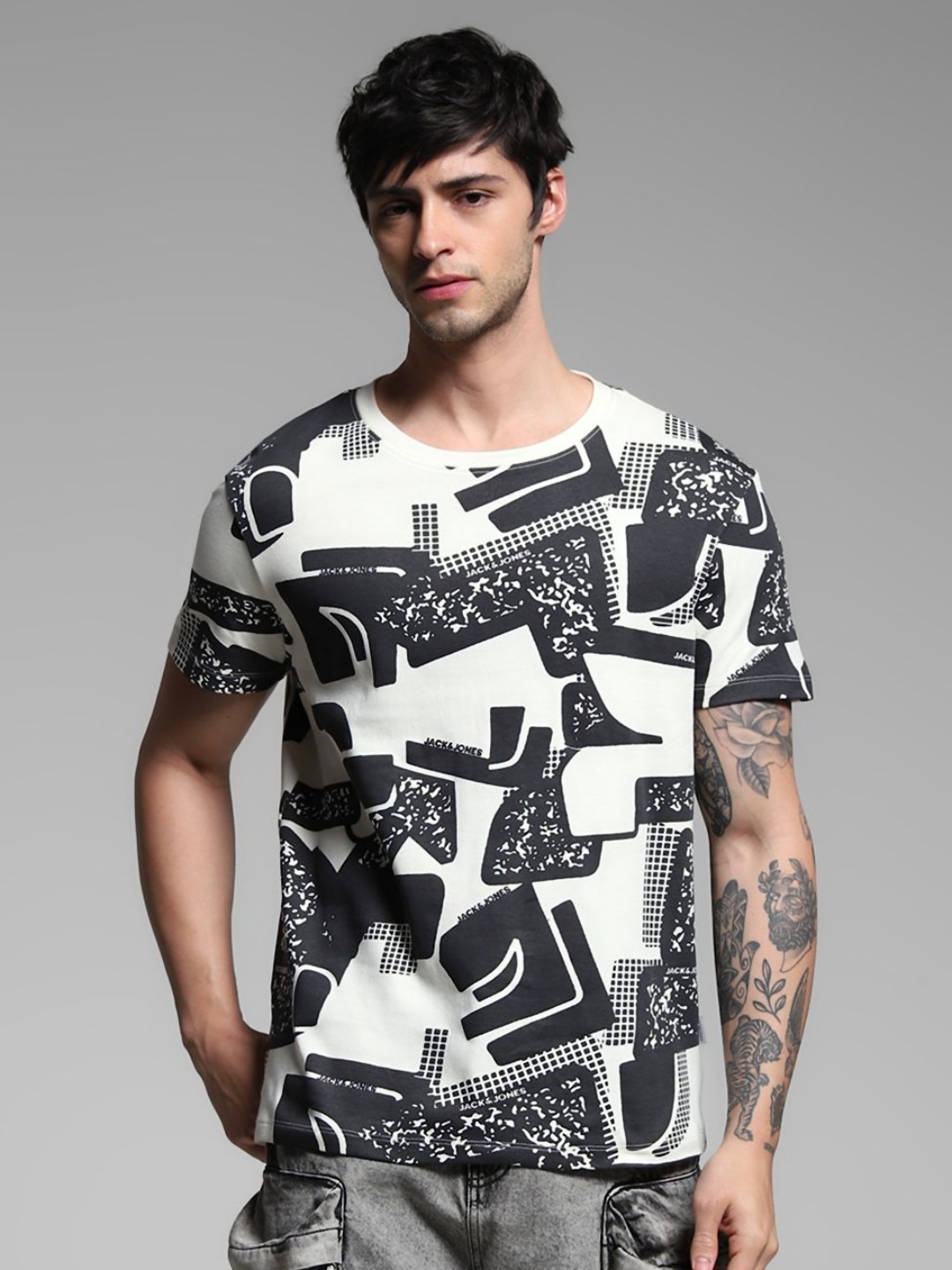 

Jack & Jones Men Printed Raw Edge T-shirt, White