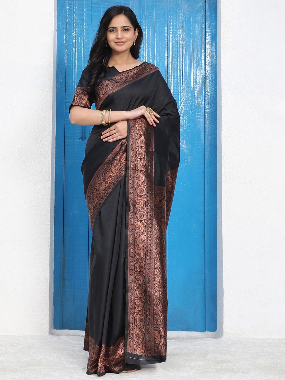 

Mitera Woven Design Zari Silk Blend Kanjeevaram Saree, Black