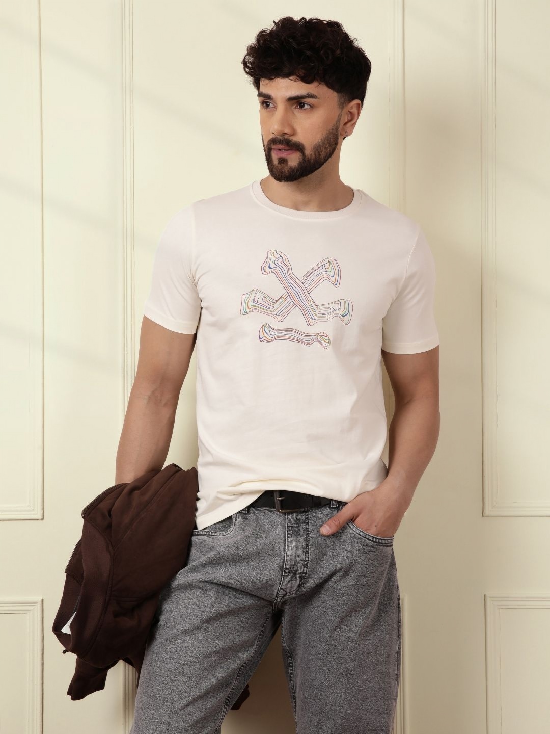 

WROGN Men Typography Printed Pockets Slim Fit T-shirt, Off white