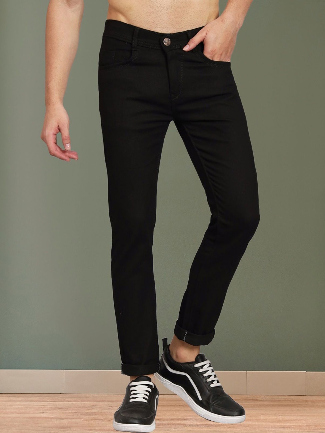 

LINARIA Men Classic Slim Fit Jeans, Black