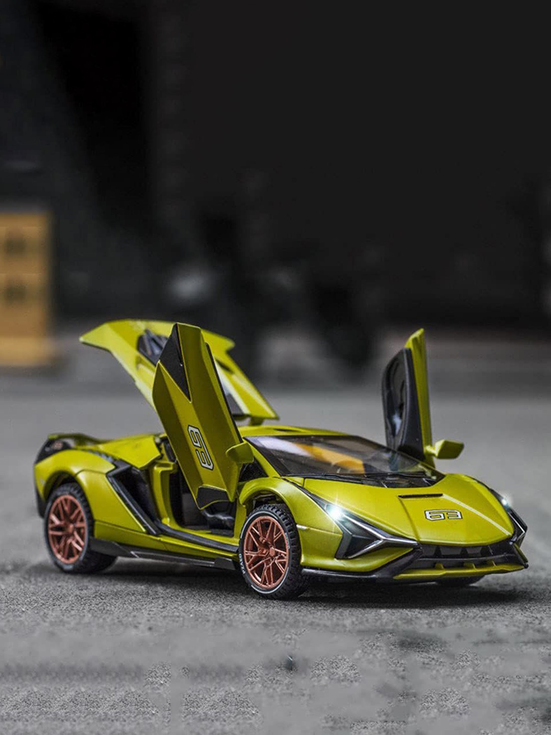

DEZICON 1:32 Scale Model Pull Back Car, Green