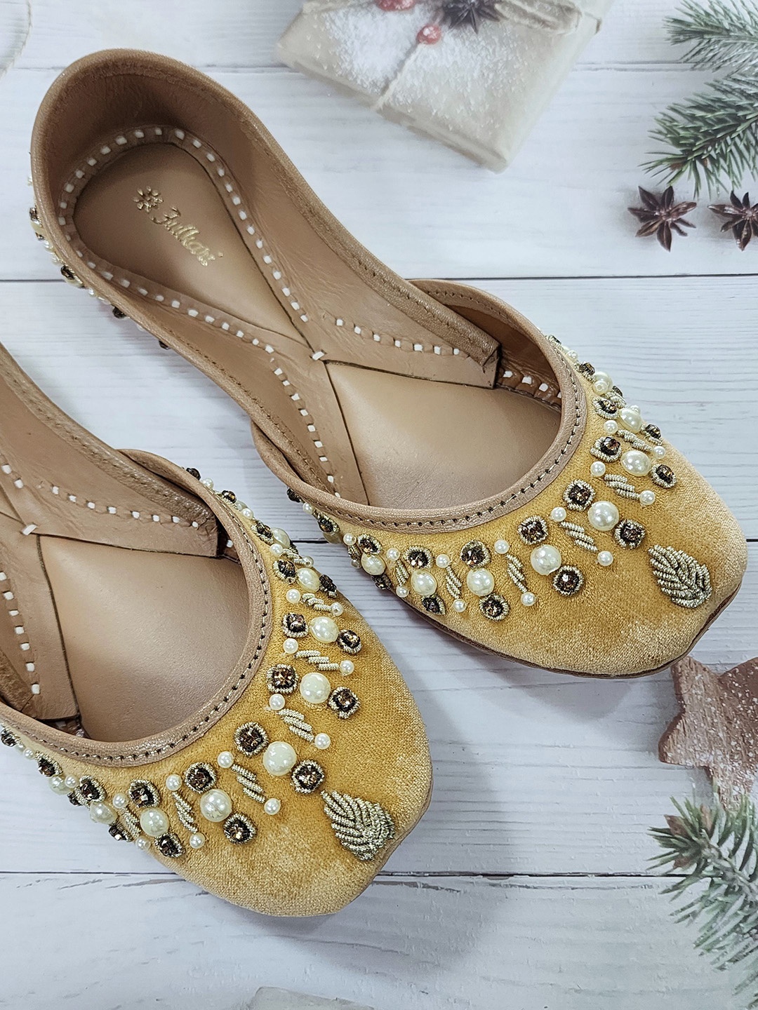 

Fulkari Women Embellished Ethnic Mojaris Flats, Camel brown