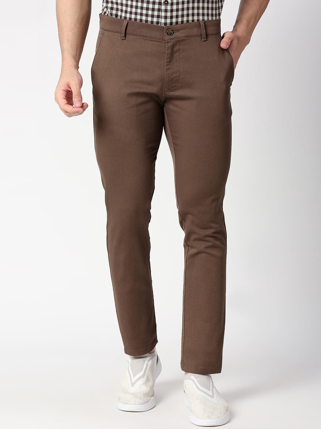 

Basics Men Tapered Fit Trousers, Brown