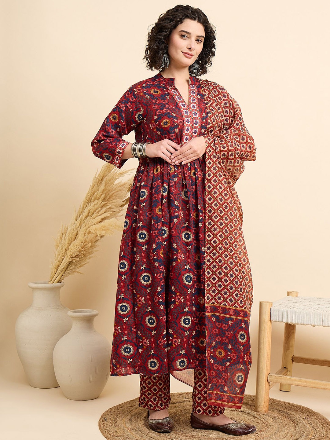 

KALINI Women Floral Printed Regular Kurta with Trousers & With Dupatta, Red