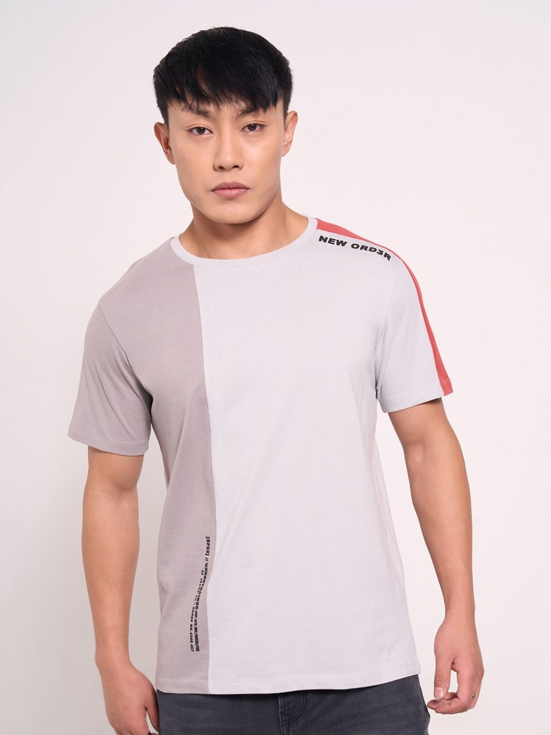 

SF JEANS by Pantaloons Men Extended Sleeves Raw Edge Slim Fit T-shirt, Grey