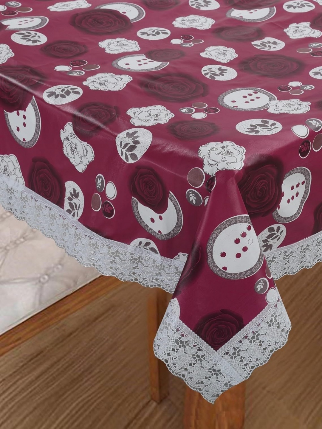 

Homerz Purple Floral Waterproof Plastic 4-Seater Table Cover
