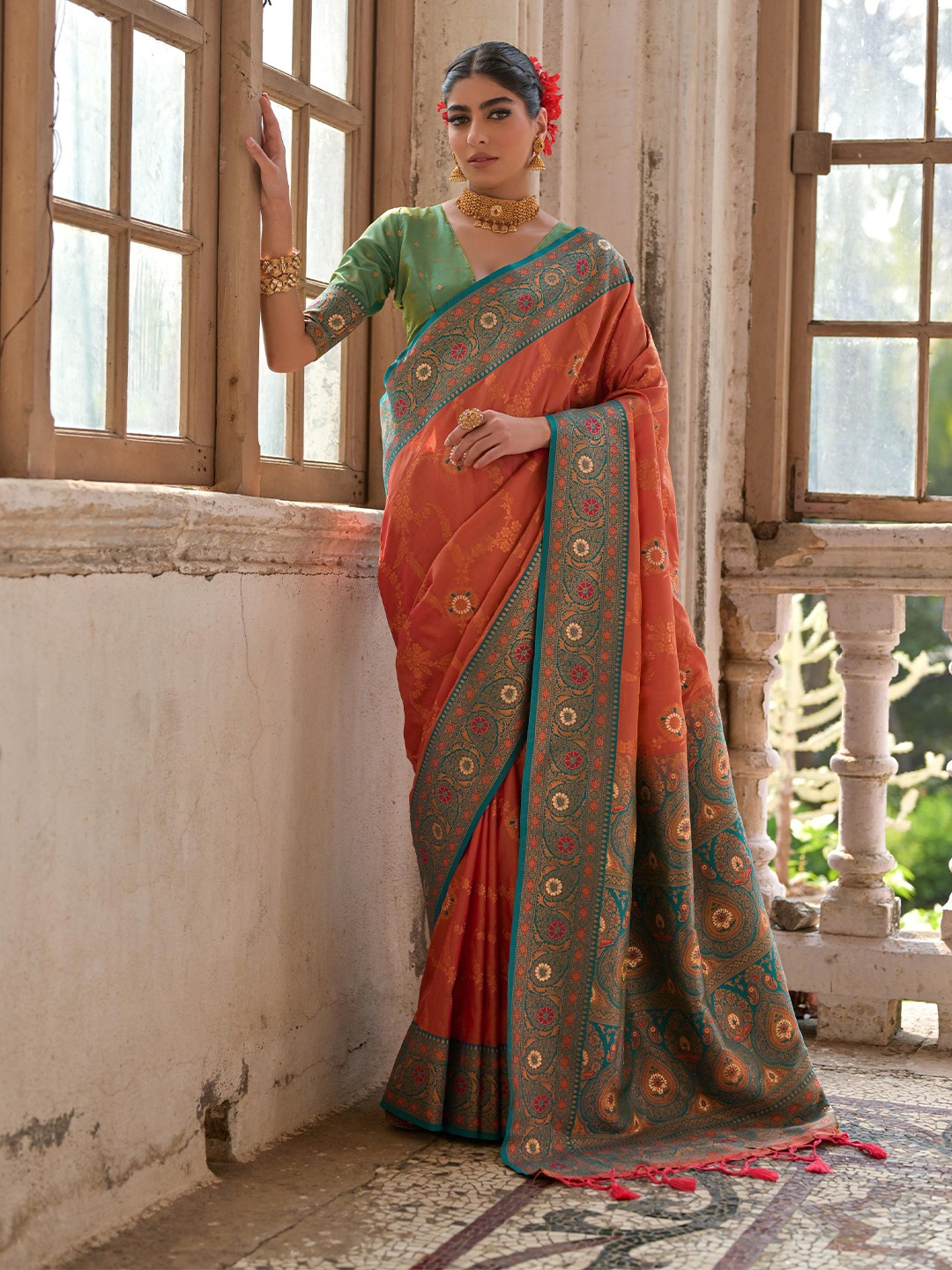 

Ekta Textiles Woven Design Zari Pure Silk Banarasi Saree, Orange