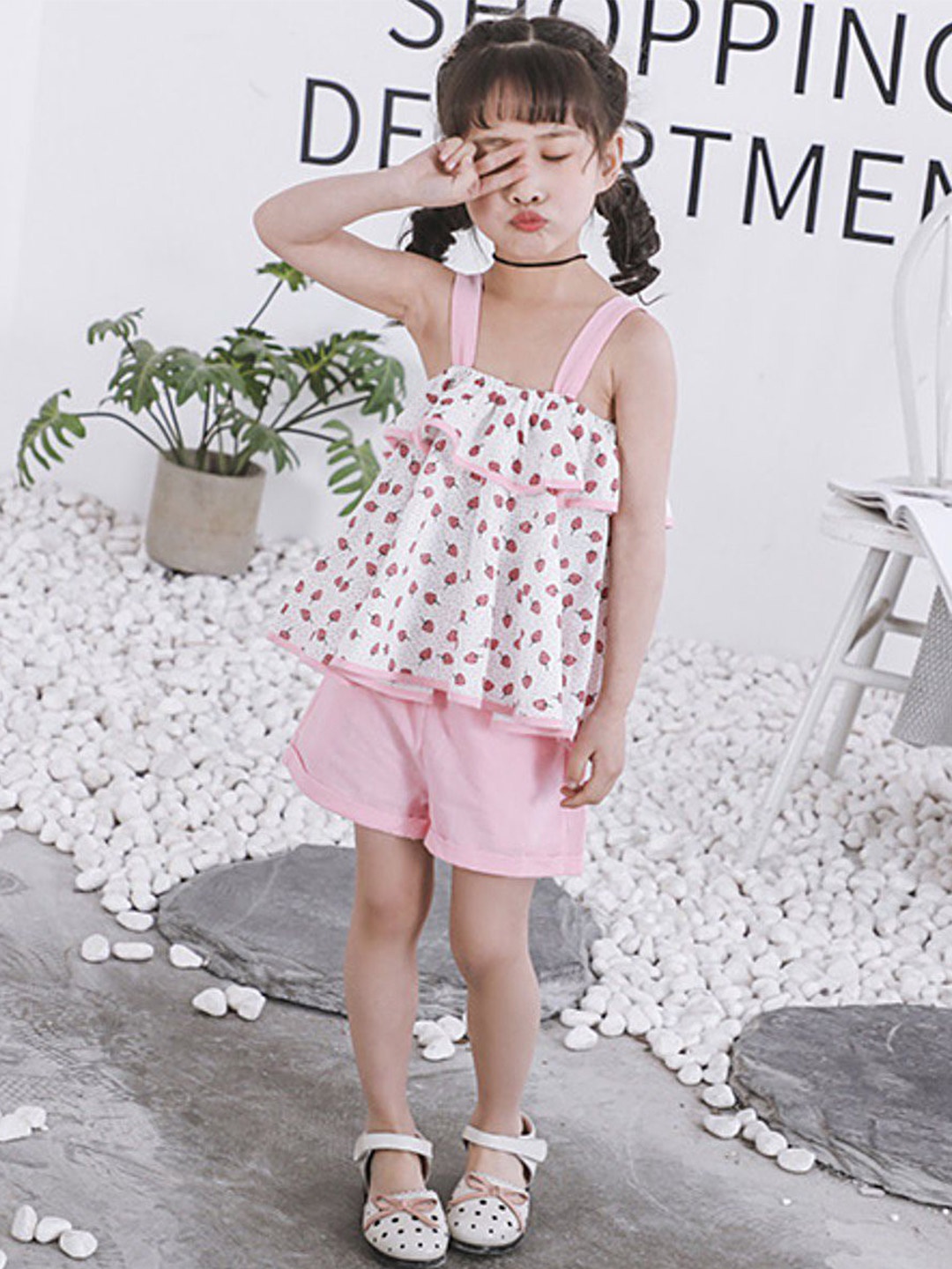 

LULU & SKY Girls Printed Top with Shorts, Pink