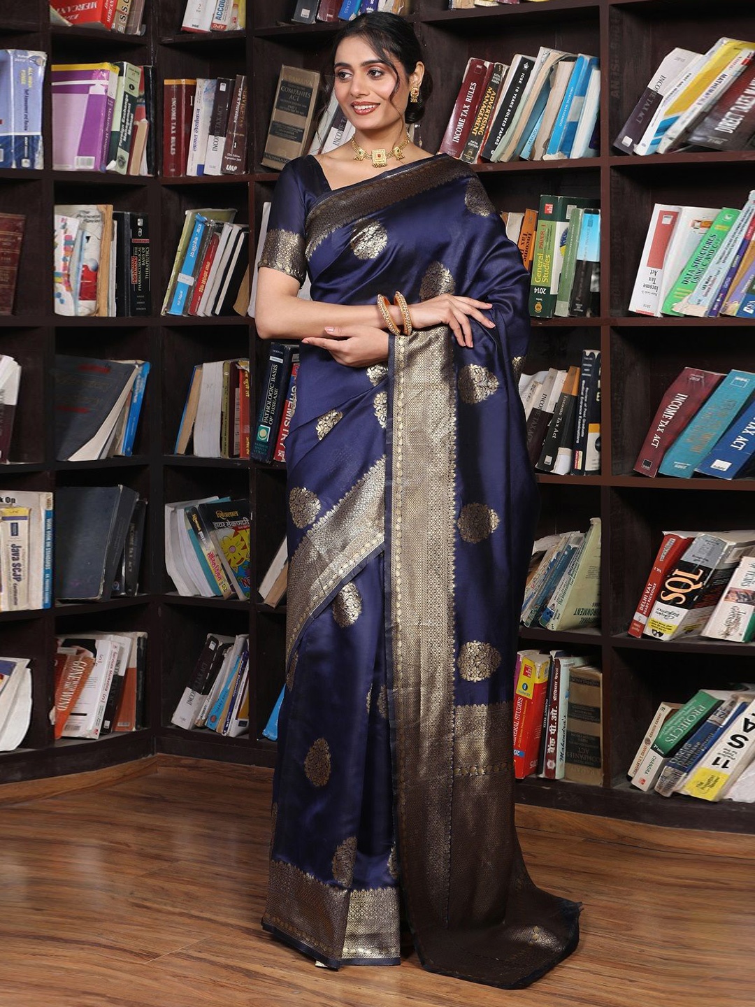 

Nimidiya Woven Design Zari Silk Blend Banarasi Saree, Navy blue