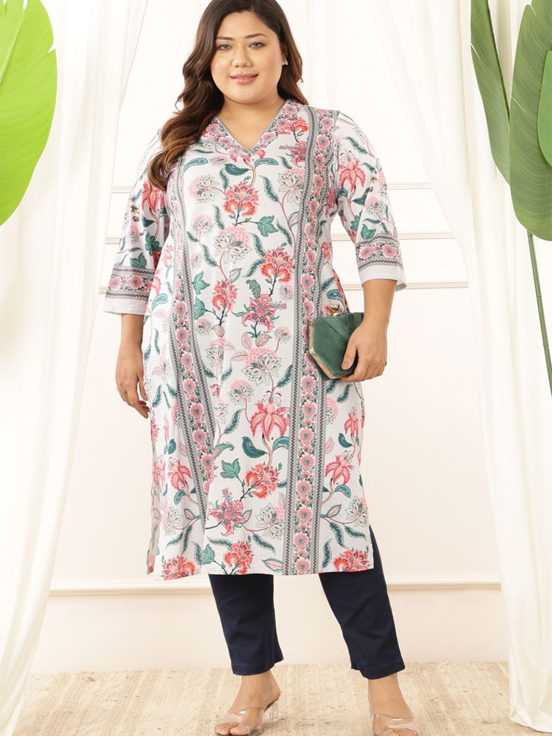 

Amydus Women Floral Printed Flared Sleeves Thread Work Kurta, Blue