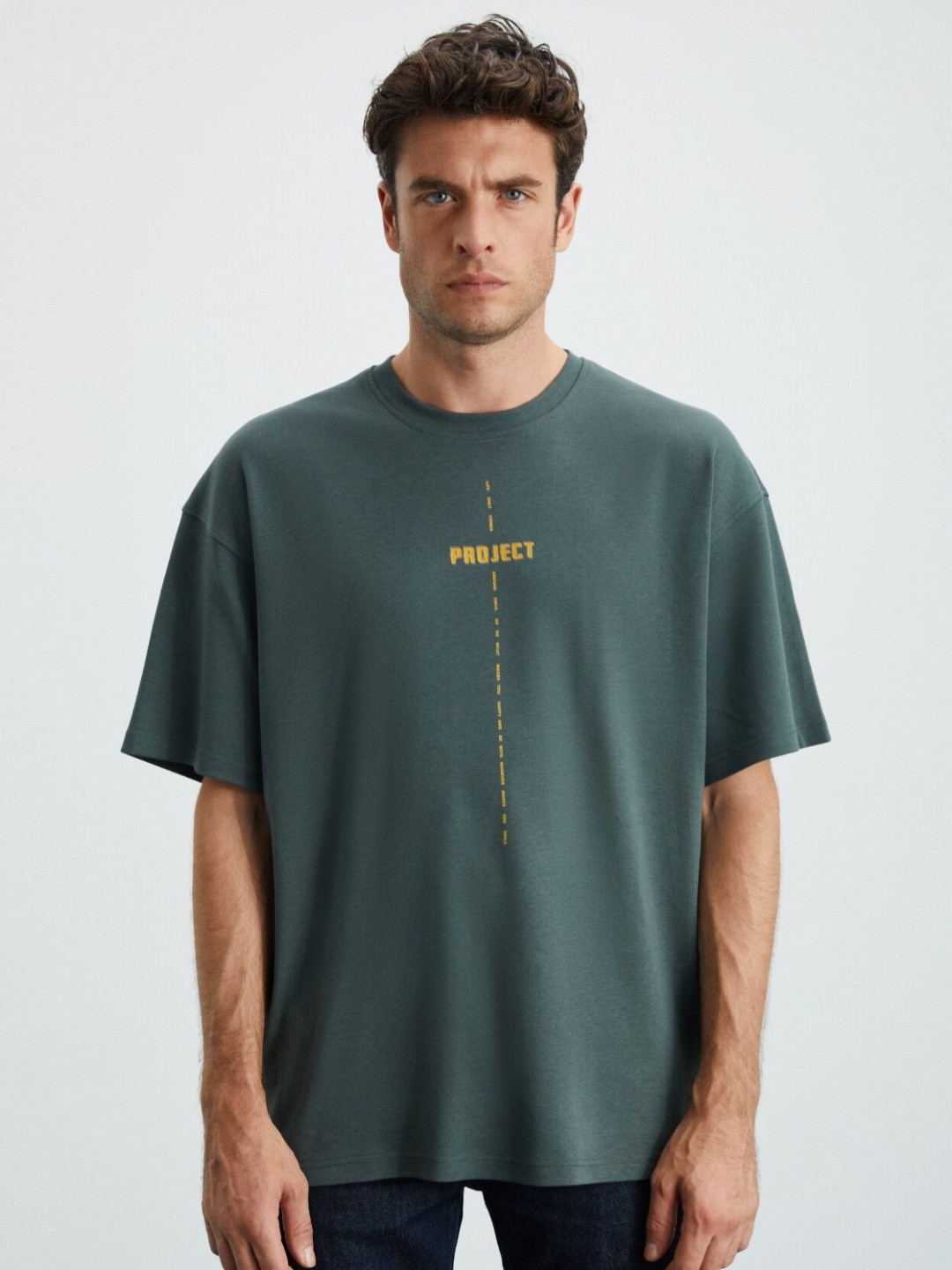 

GRIMELANGE Men Typography Drop-Shoulder Sleeves Applique T-shirt, Na