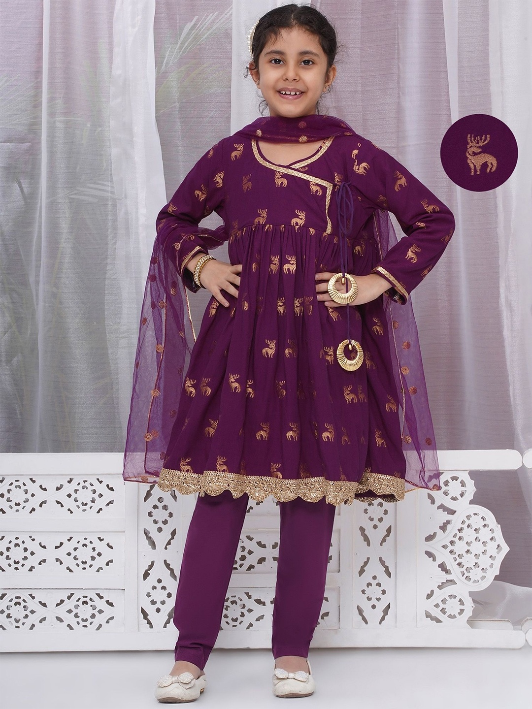 

Little Bansi Girls Ethnic Motifs Printed Angrakha Gotta Patti Pure Cotton Kurta with Pyjamas & With Dupatta, Purple