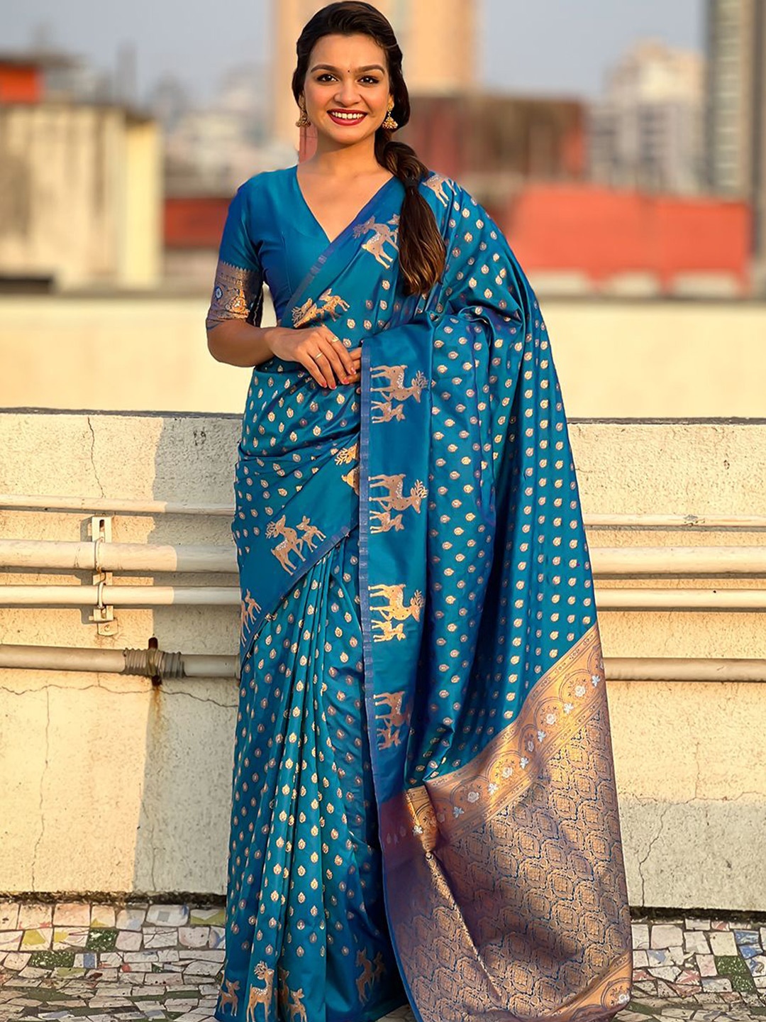 

all about you Woven Design Zari Silk Blend Banarasi Saree, Blue