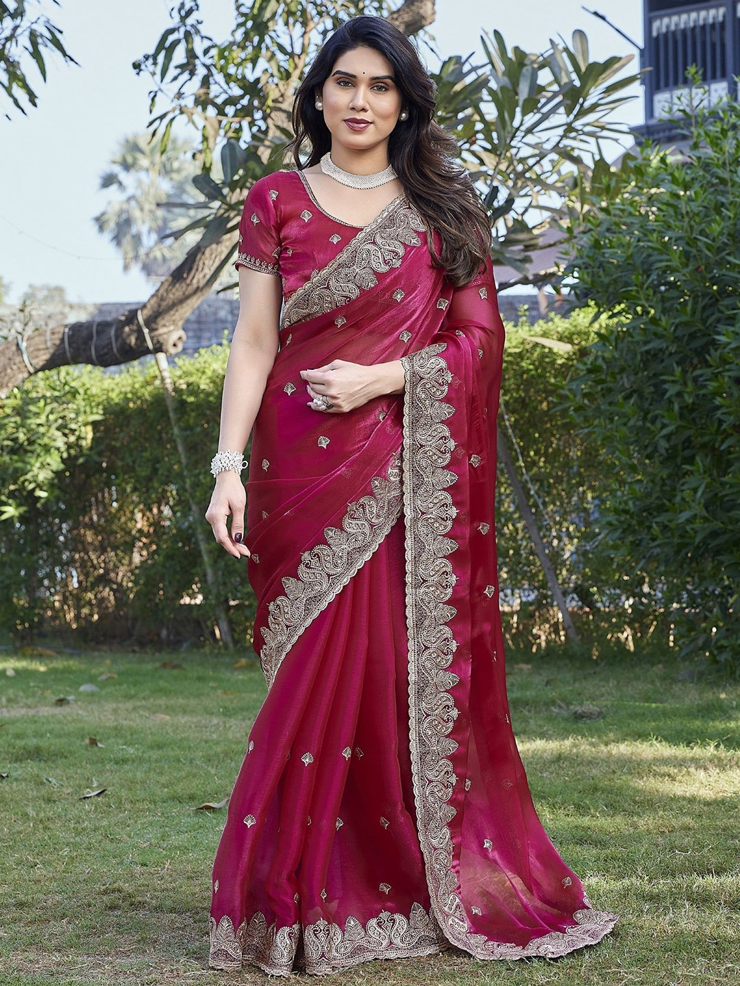 

Moda Rapido Floral Embroidered Organza Saree, Pink