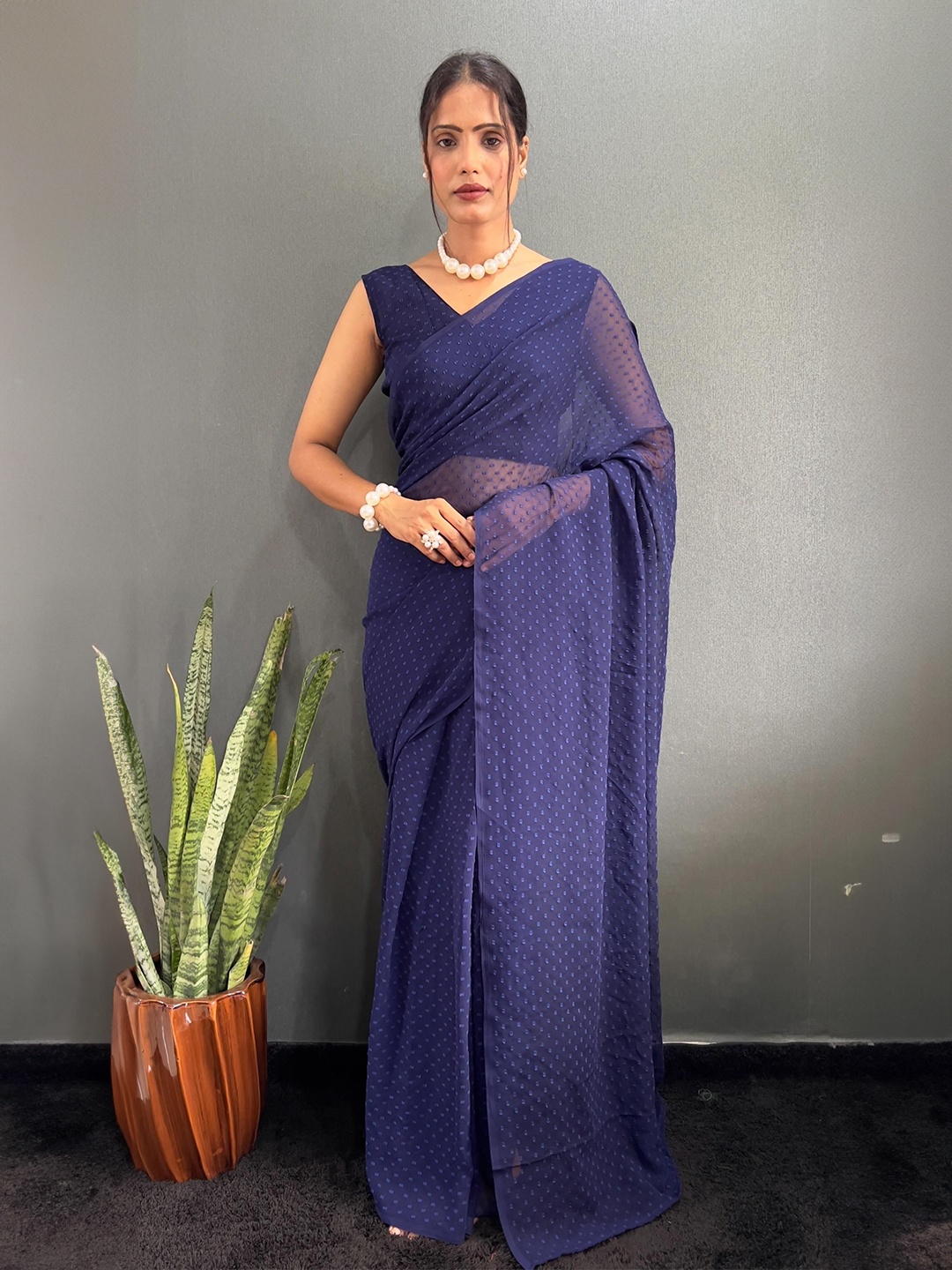 

Moda Rapido Pure Georgette Ready to Wear Saree, Blue