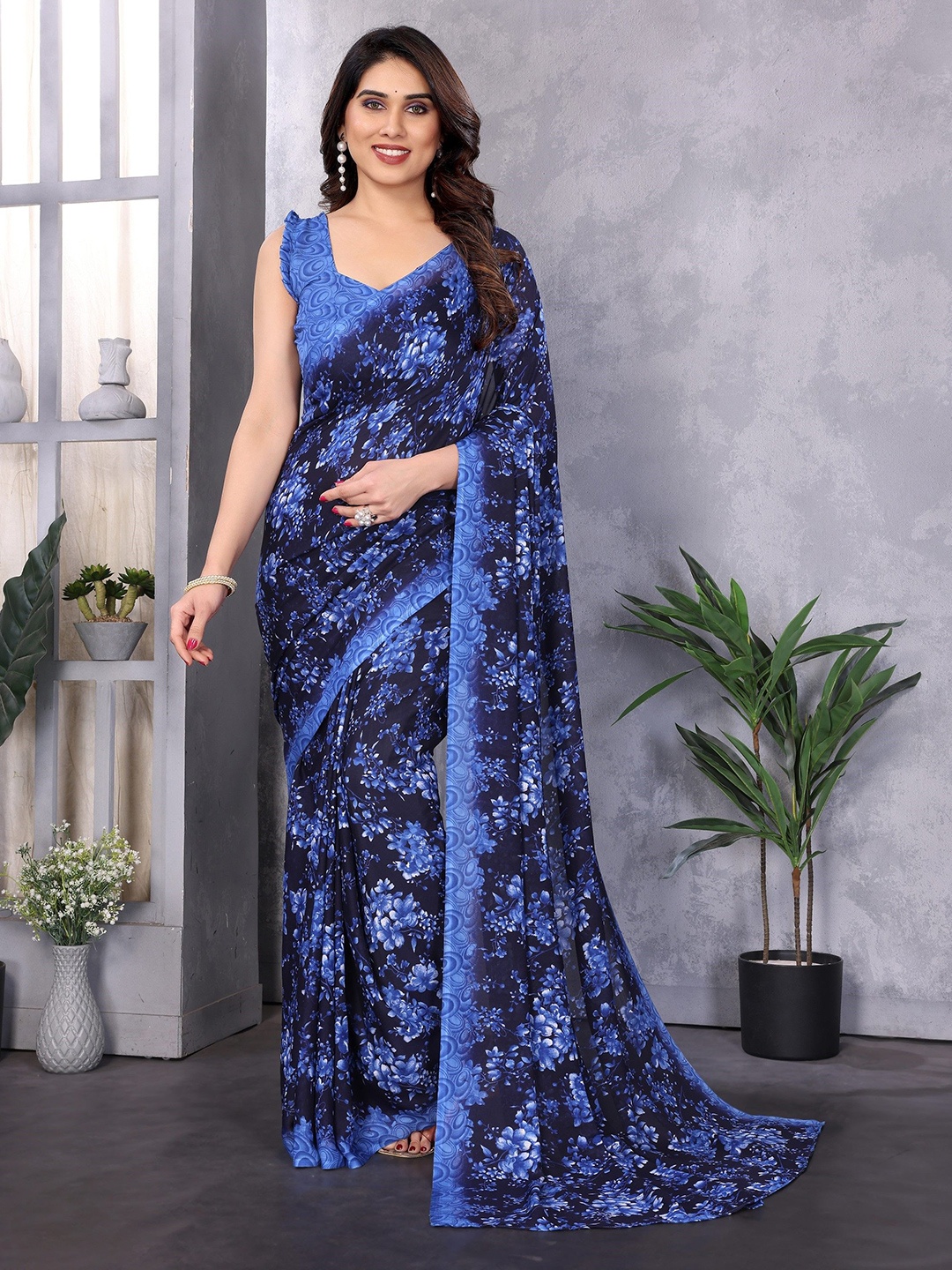 

Moda Rapido Floral Poly Georgette Saree, Navy blue