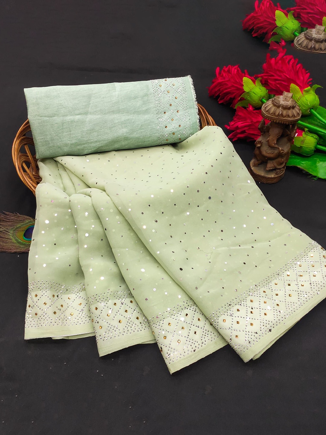 

PAYAL CREATION Embellished Beads and Stones Pure Georgette Saree, Green