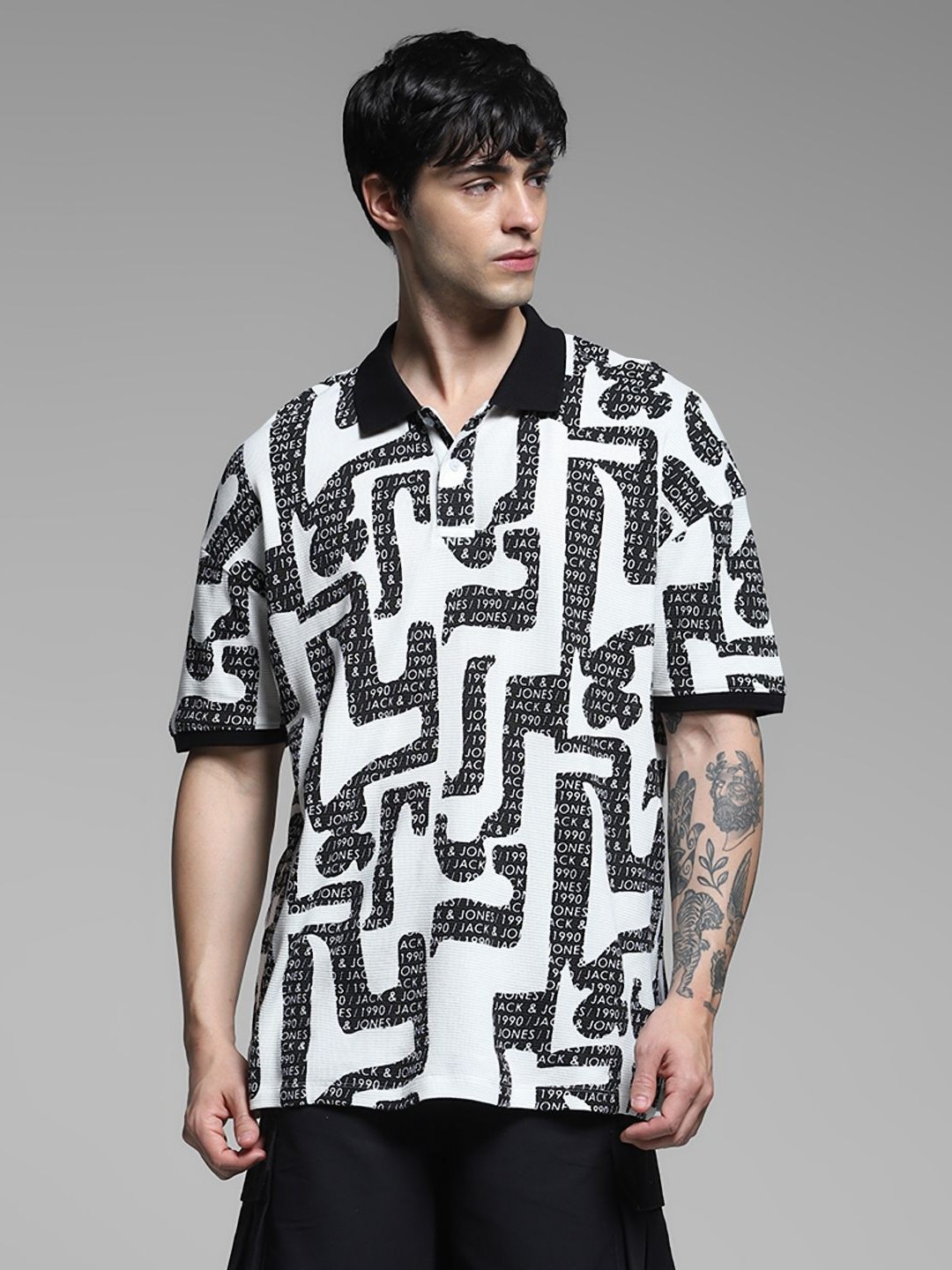 

Jack & Jones Men Printed Polo Collar Pockets T-shirt, White