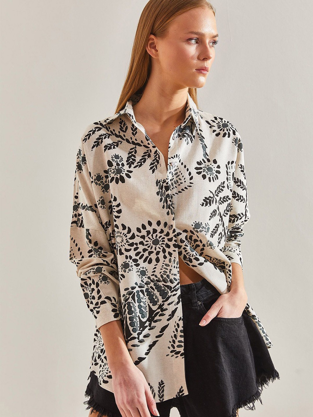 

BIANCO LUCCI Women Animal Opaque Printed Casual Shirt, Na