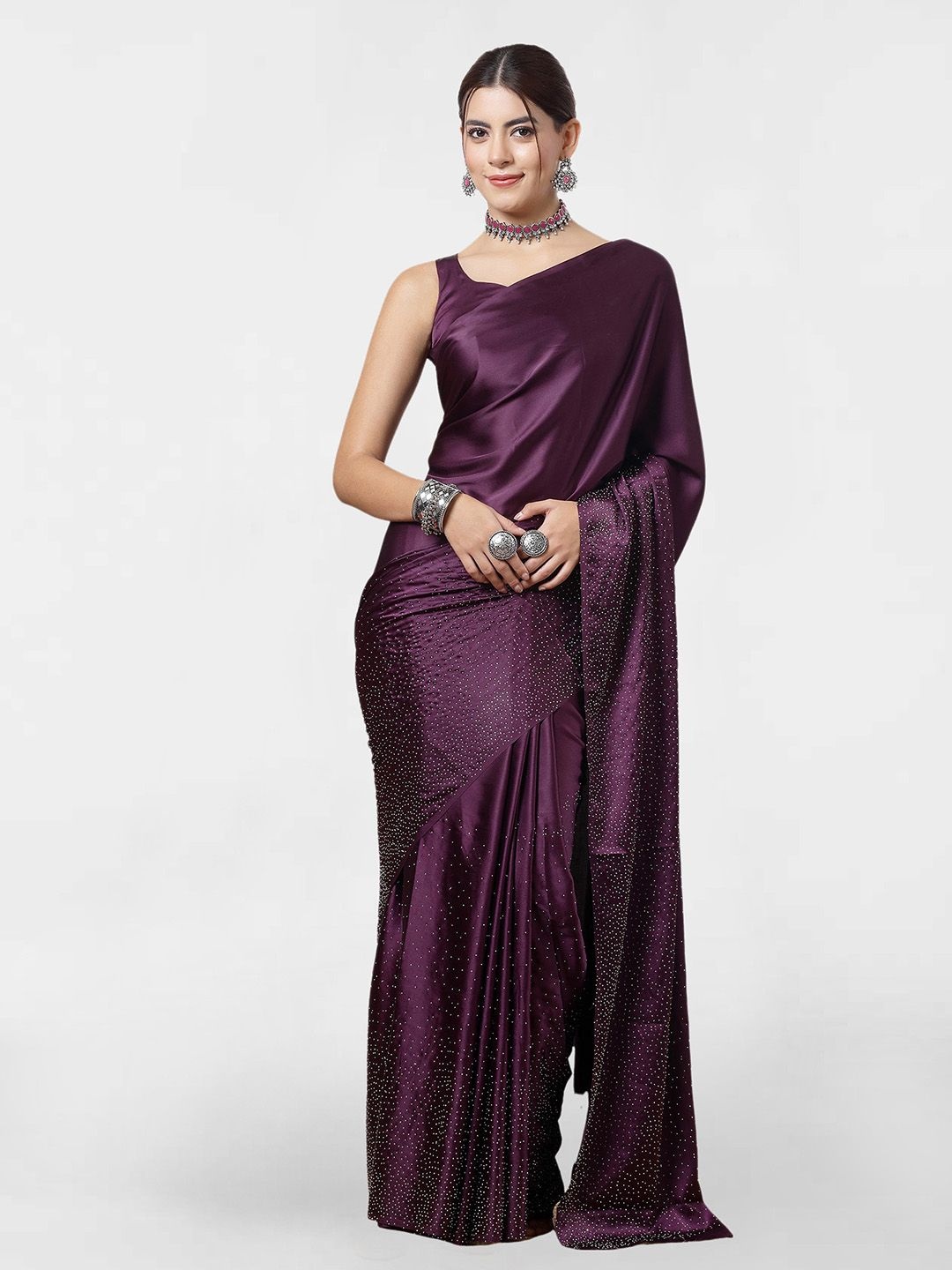 

DIVASTRI Embellished Beads and Stones Pure Silk Saree, Purple