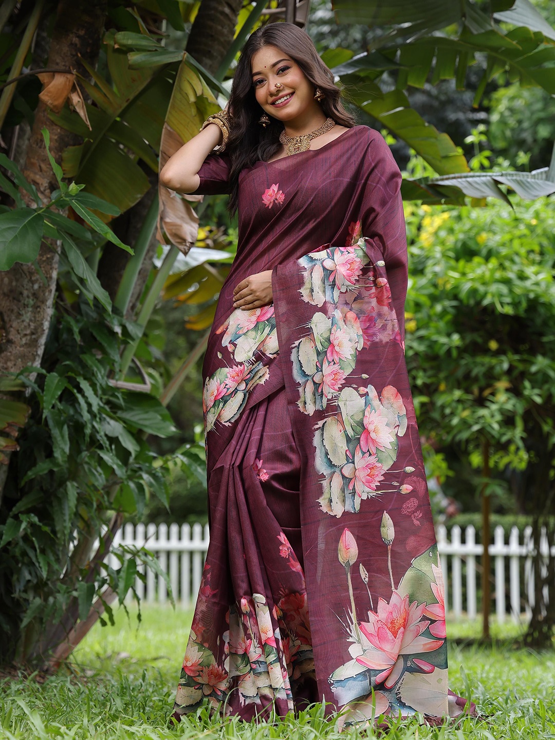 

Ekta Textiles Floral Pure Silk Tussar Saree, Burgundy