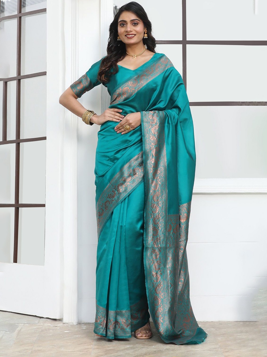 

Mitera Zari Silk Blend Kanjeevaram Saree, Teal
