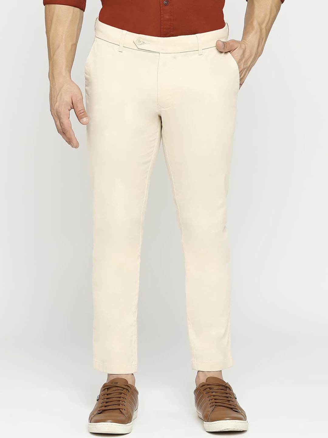 

Basics Men Tapered Fit Trousers, Cream