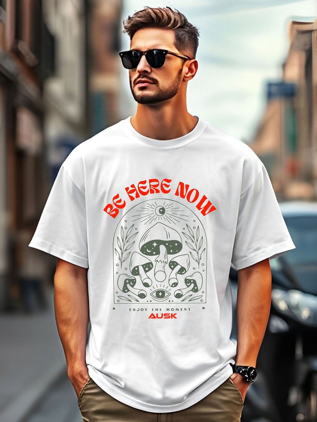 

AUSK Men Biker Printed Applique T-shirt, White