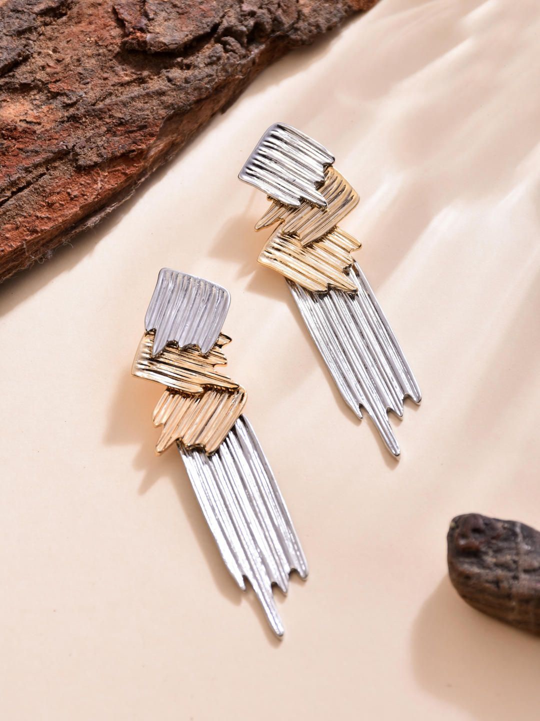 

Reenisaa Geometric Drop Earrings, Silver