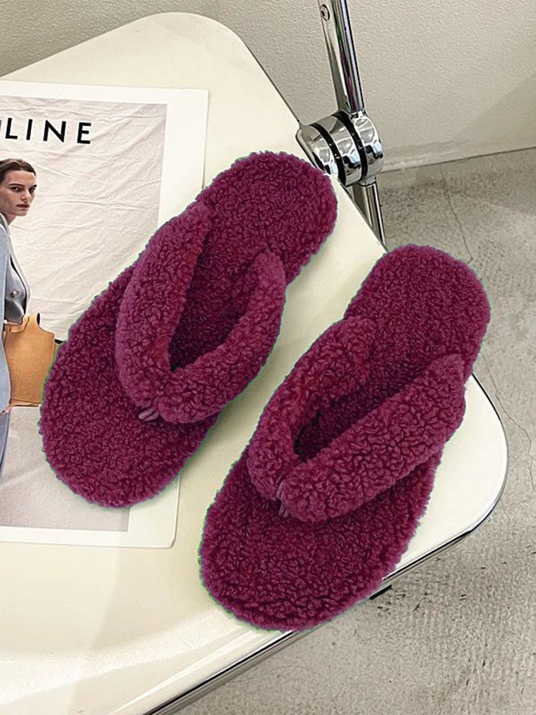 

WOLVESDEN Women Room Slippers, Maroon