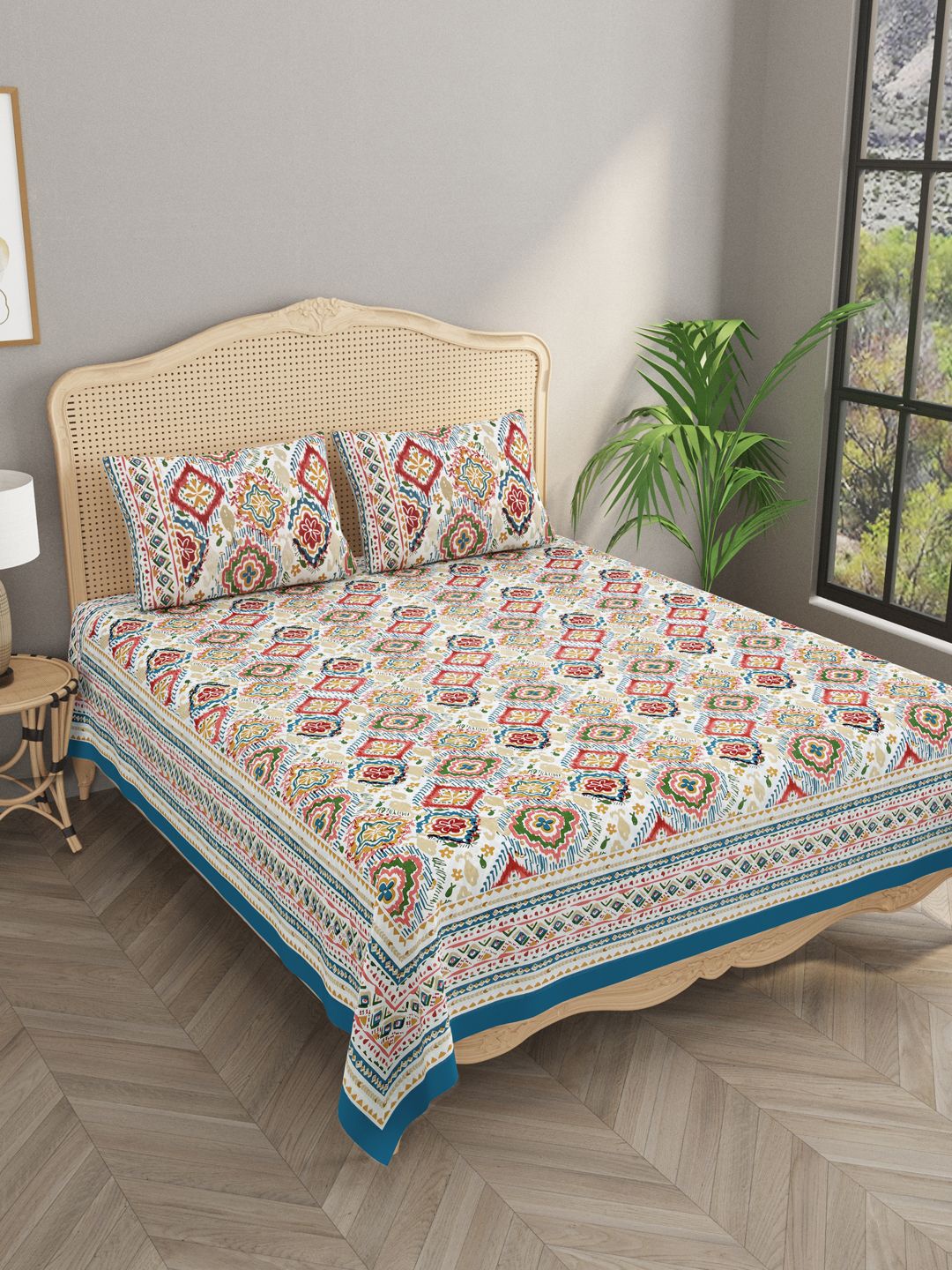 

Gulaab Jaipur White & Red Floral 400 TC King Bedsheet with 2 Pillow Covers