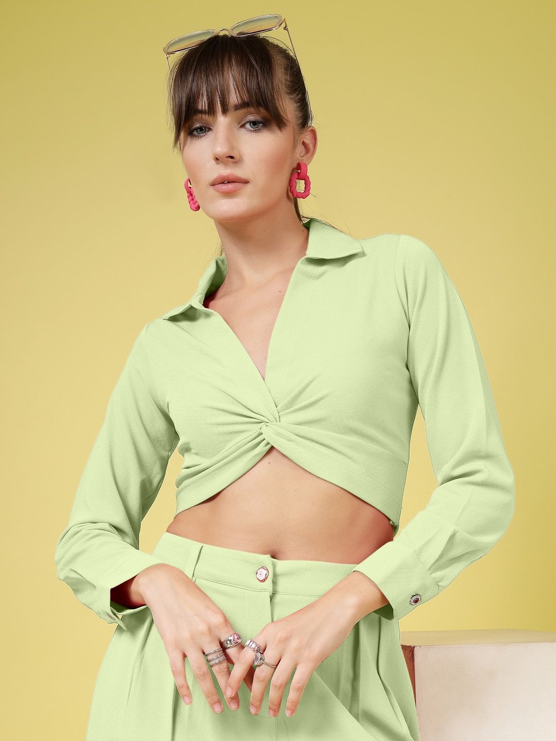 

DressBerry Women Relaxed Opaque Party Shirt, Green