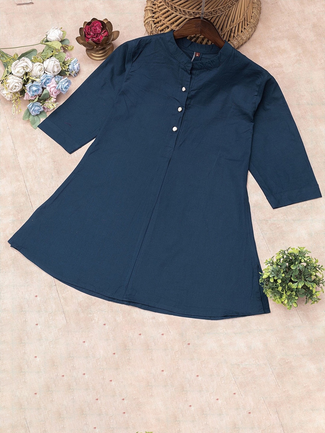 

SWAMI STUDIO Khadi Handloom Kurti, Navy blue
