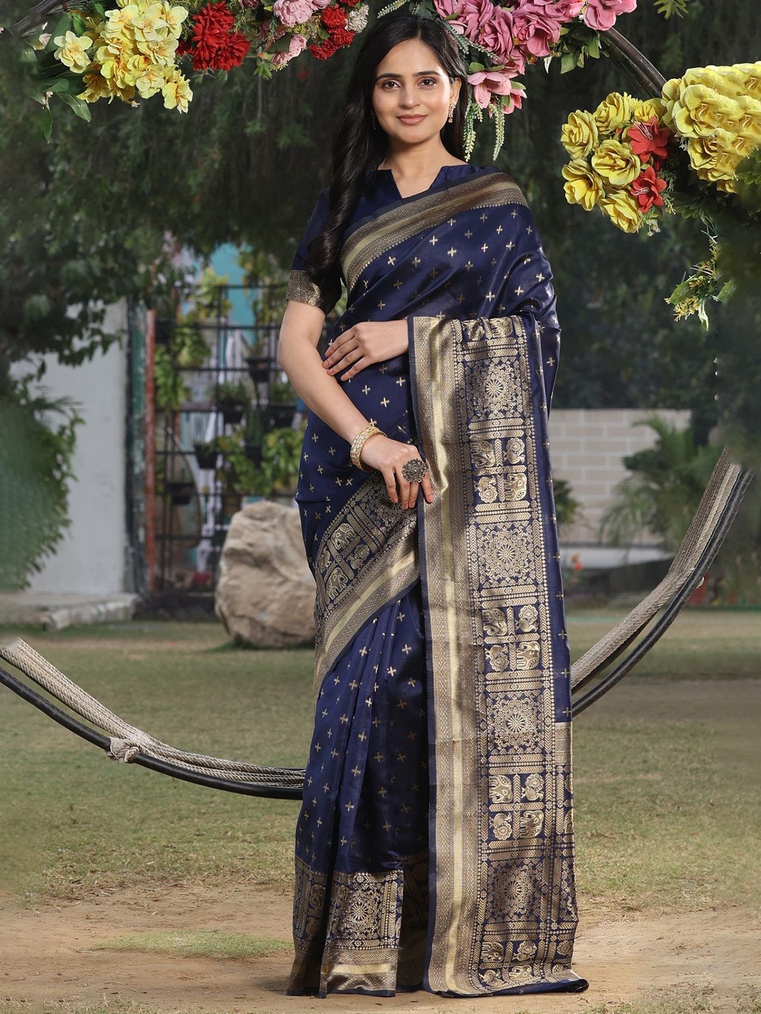 

Sarvada Woven Design Zari Silk Blend Banarasi Saree, Navy blue