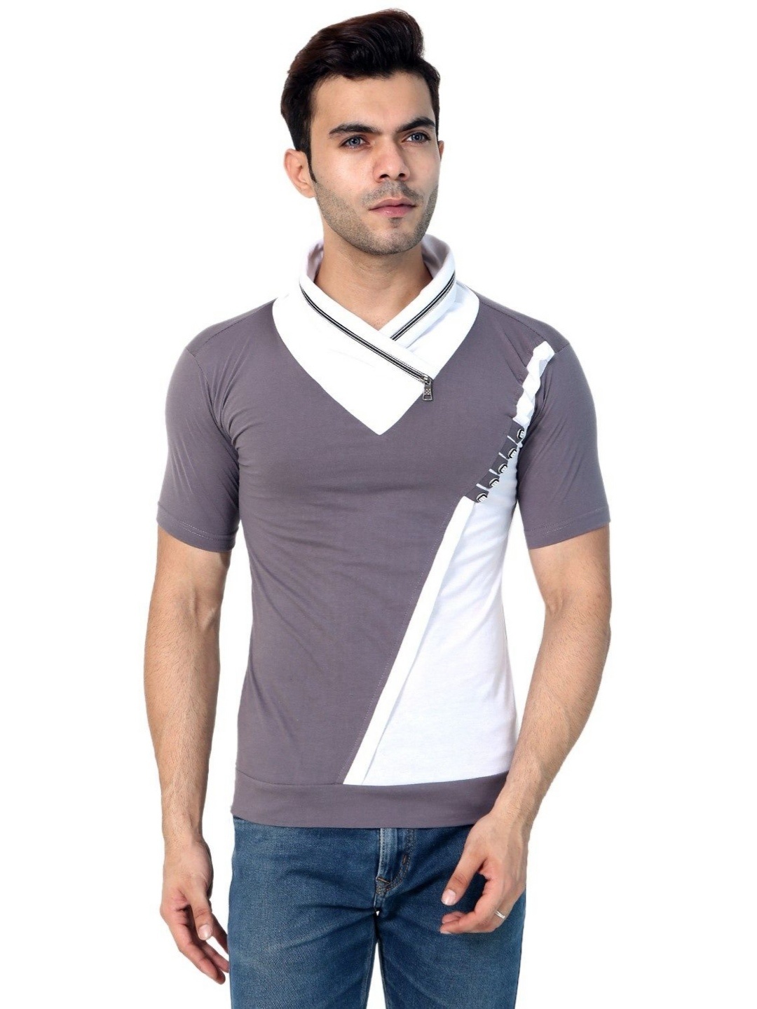 

Black Collection Men Colourblocked V-Neck T-shirt, Silver