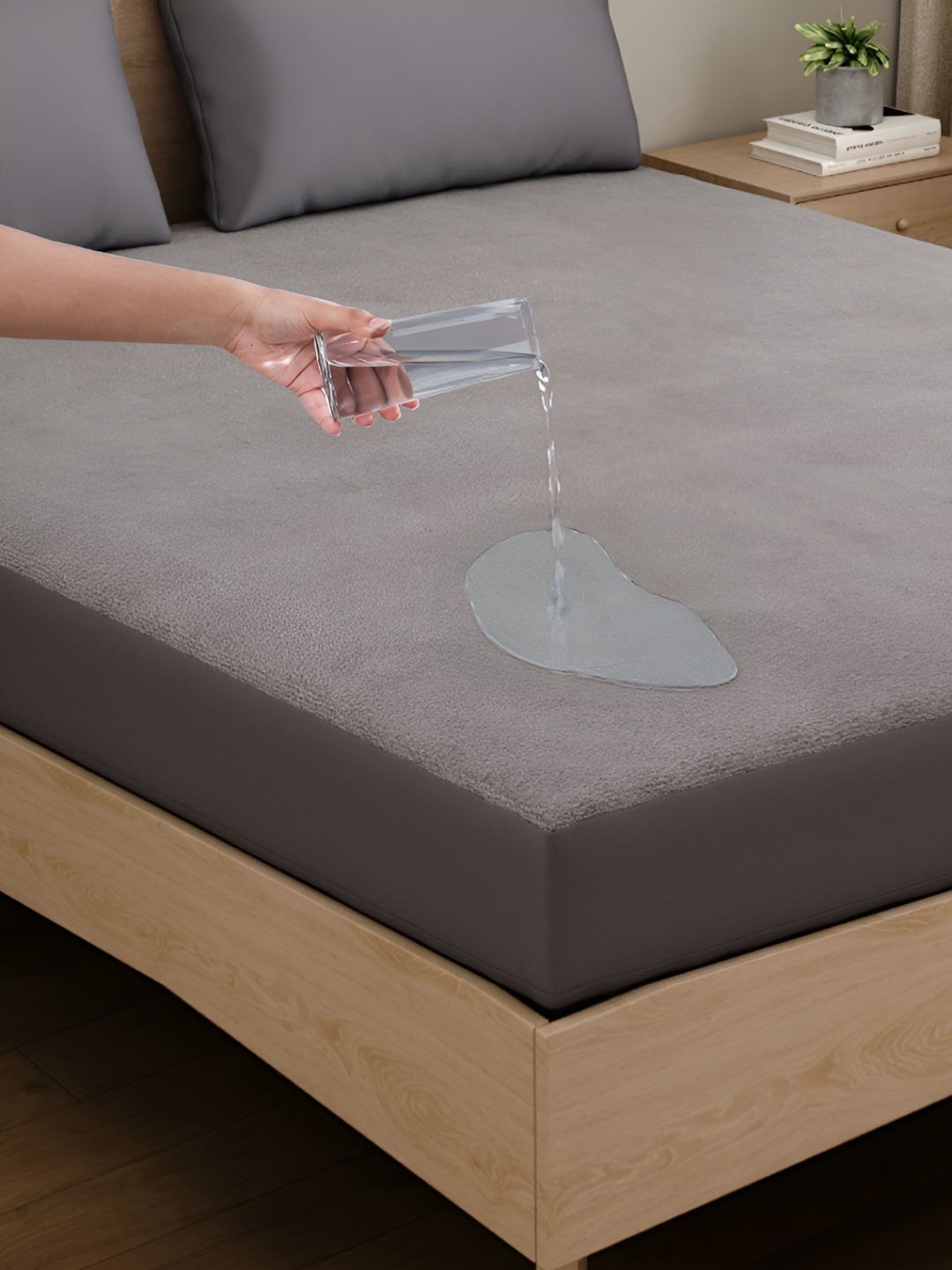 

WOODEN STREET Grey Polyester Water Resistant Mattress Protector