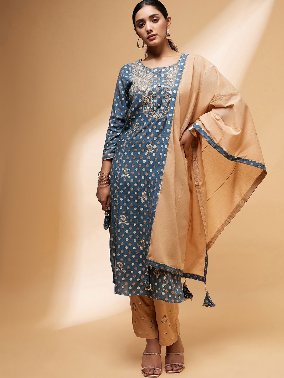 

CHETI Women Embroidered Regular Zardozi Kurta with Trousers & With Dupatta, Blue