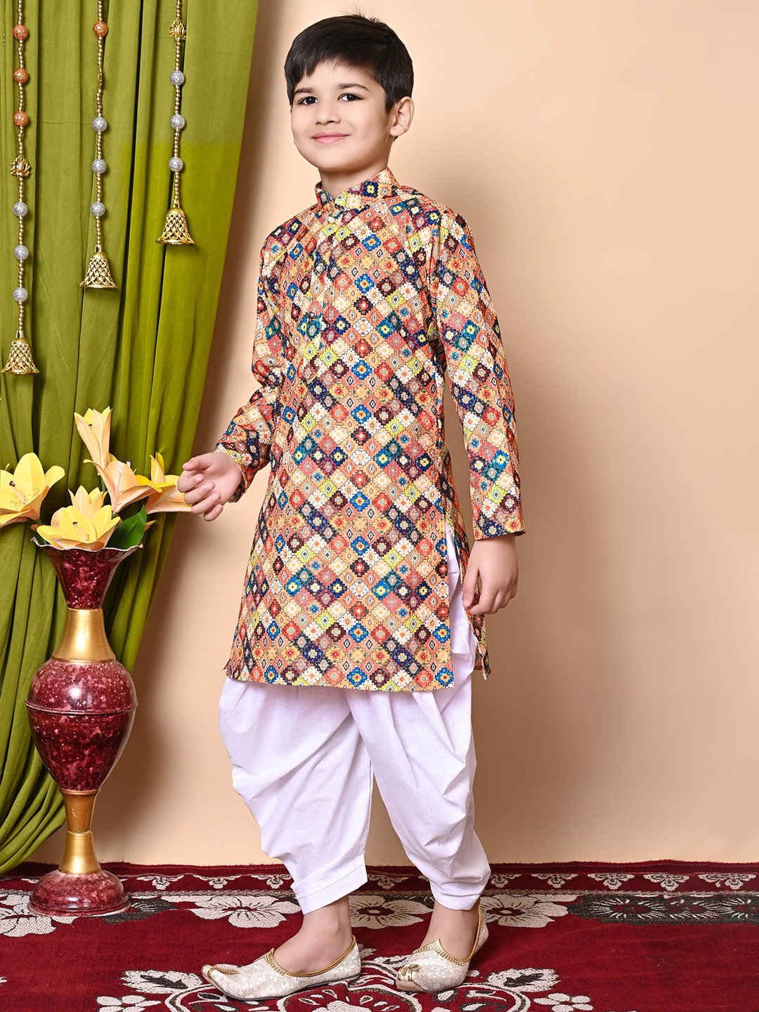 

BAESD Boys Embroidered Regular Sequinned Kurta with Patiala, Brown