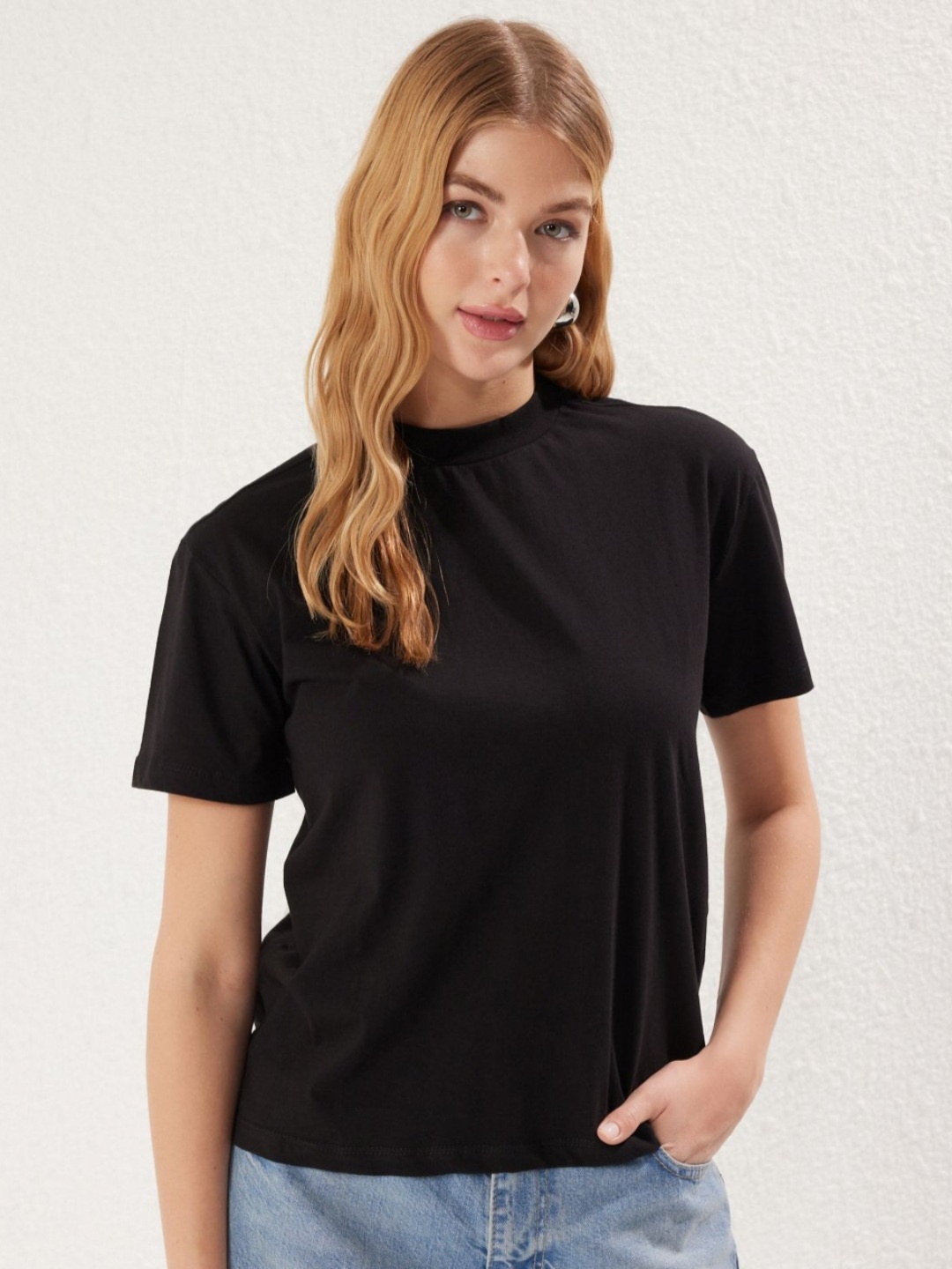 

Trendyol Women Pockets T-shirt, Na