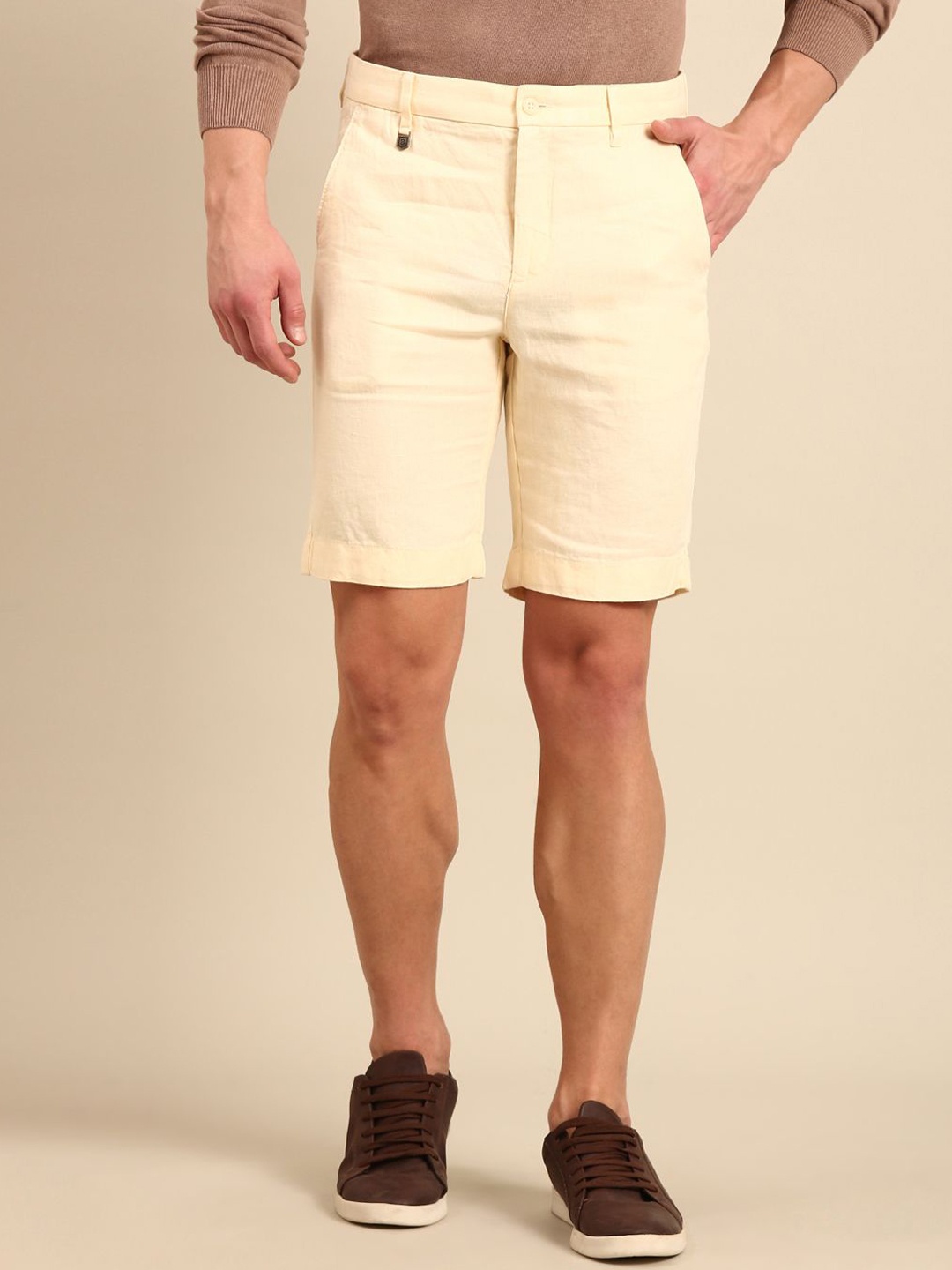 

Linen Club Men Slim Fit Linen Chino Shorts, Off white