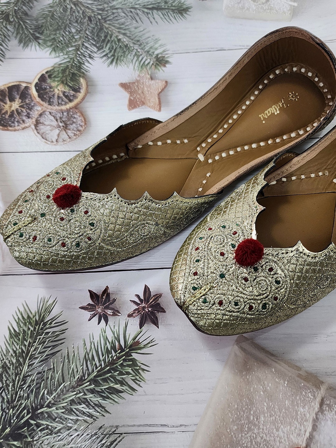 

Fulkari Women Embellished Ethnic Mojaris Flats, Metallic