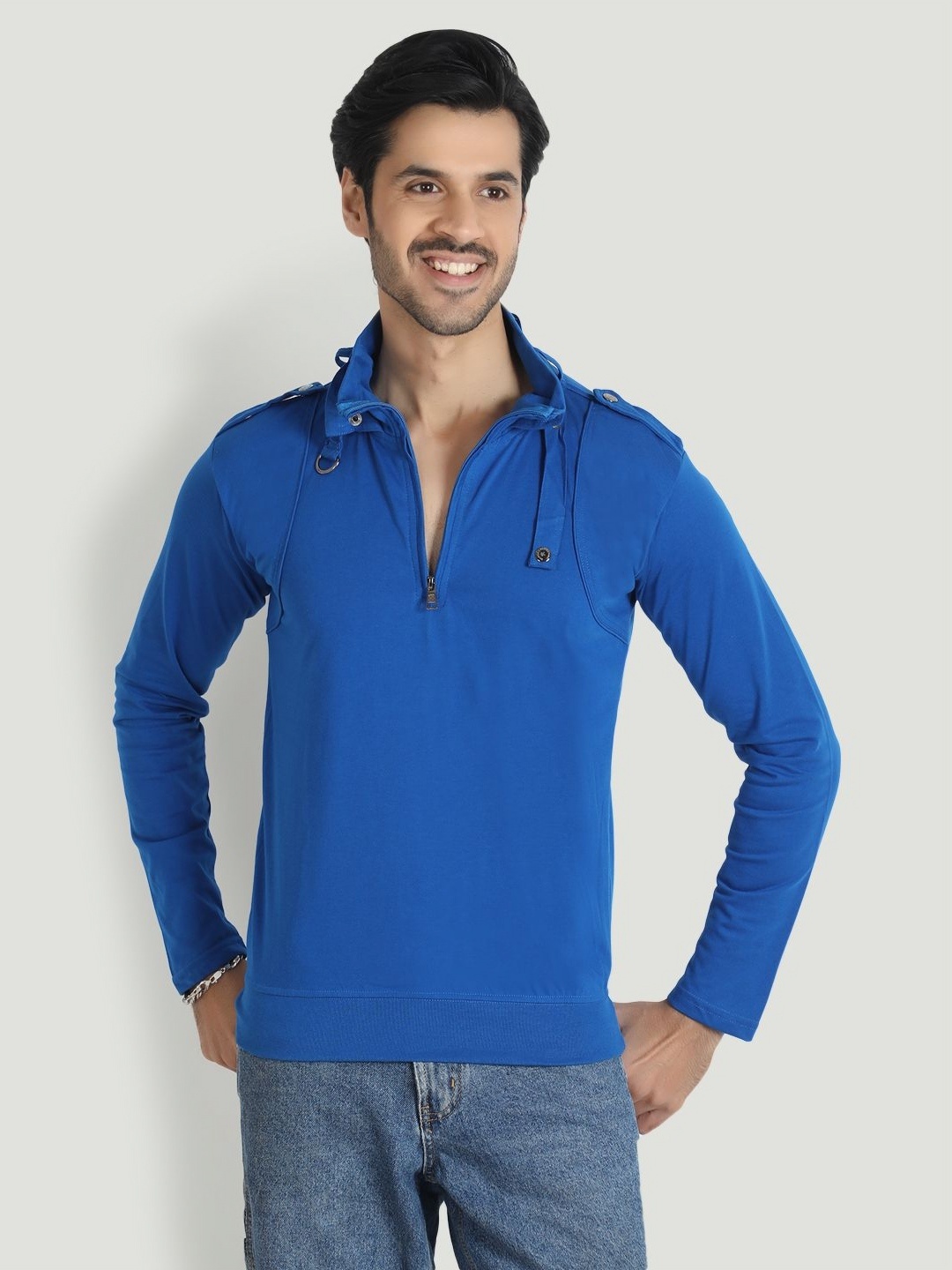 

Black Collection Men High Neck Applique T-shirt, Blue