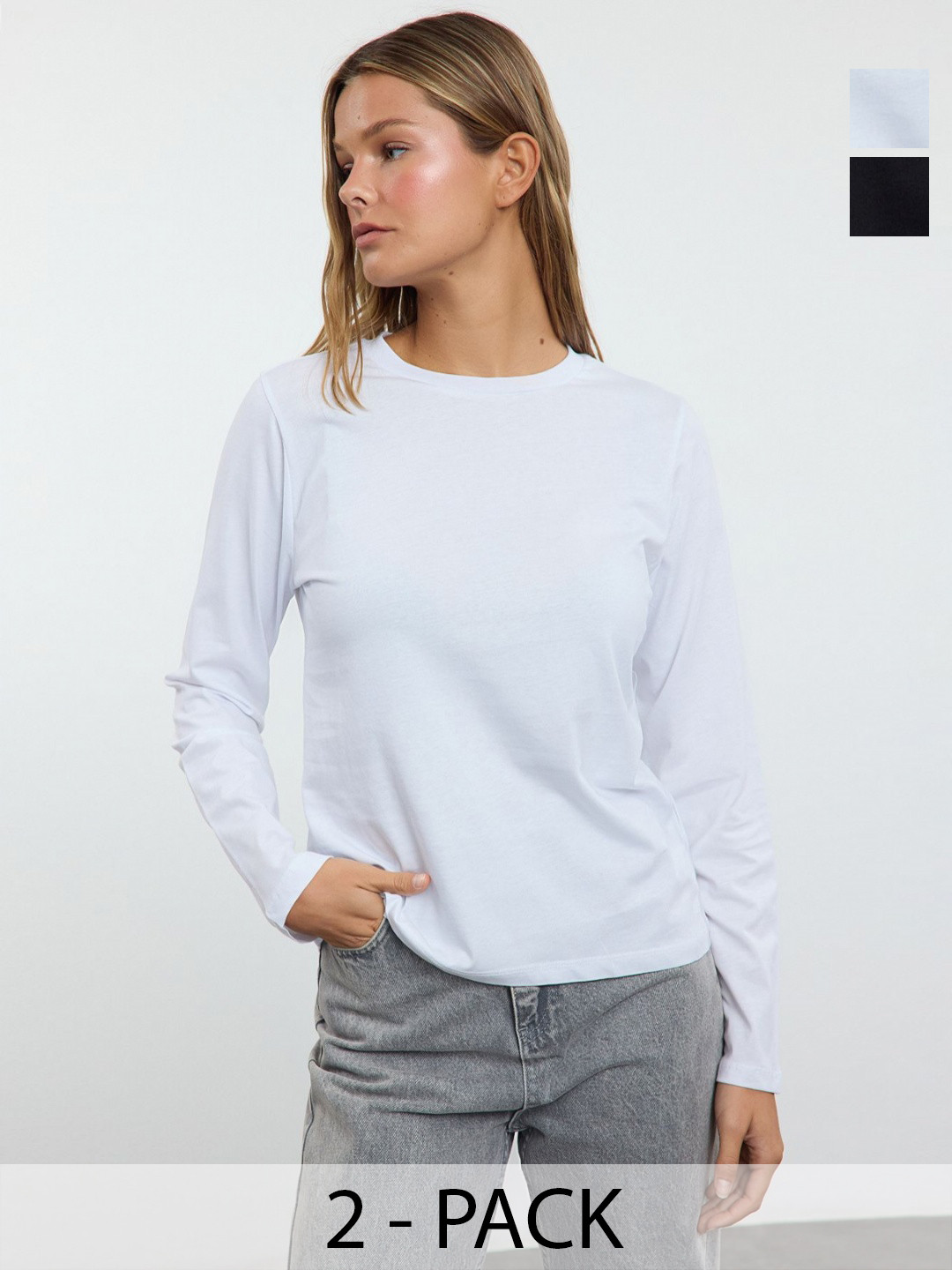 

Trendyol Women Pockets T-shirt, Na