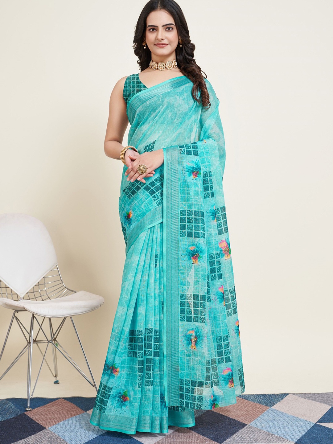 

Rangtulika Ethnics Floral Zari Saree, Blue