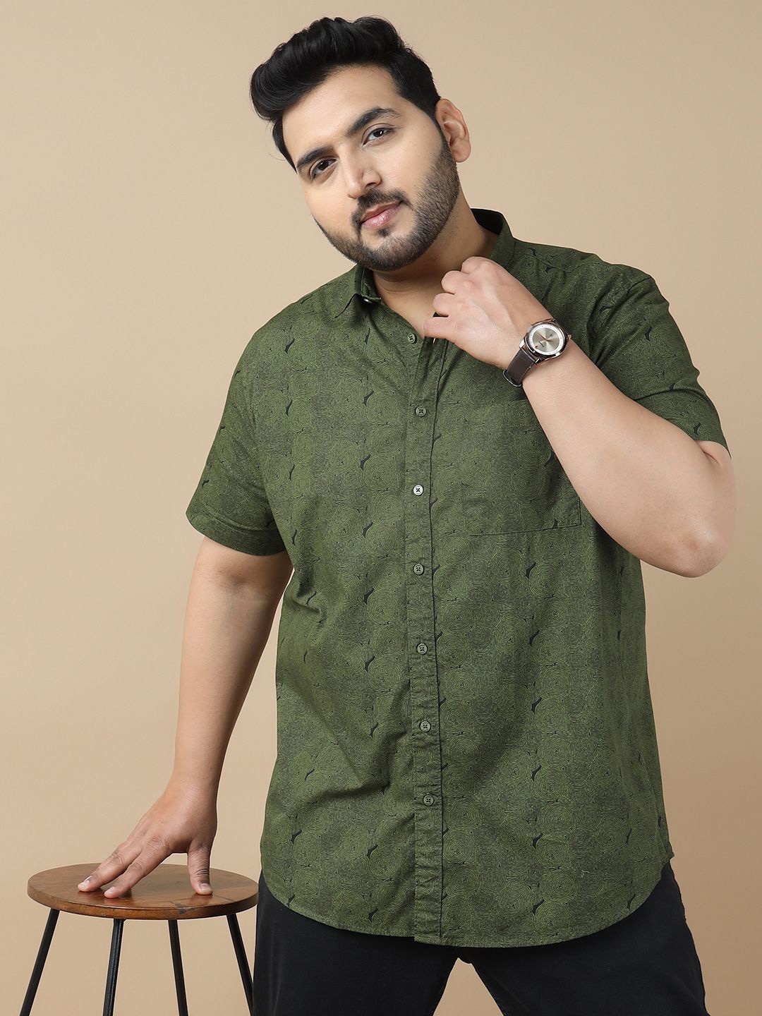 

Sztori Men Standard Slim Fit Opaque Printed Casual Shirt, Green