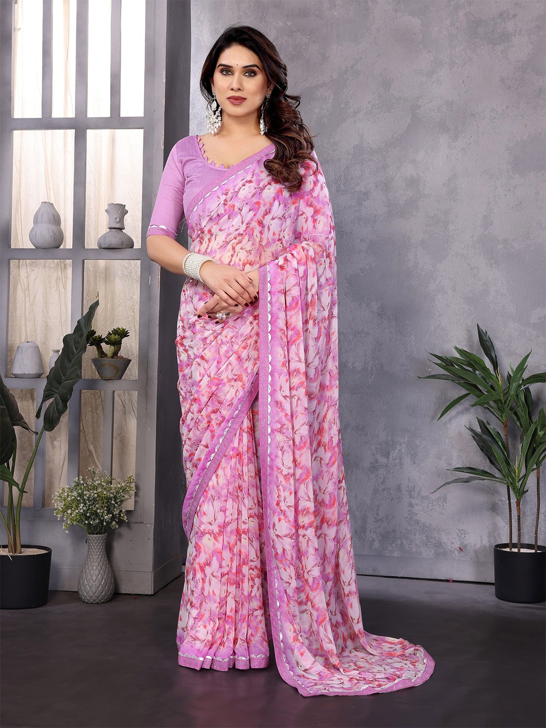 

Moda Rapido Floral Beads and Stones Pure Georgette Saree, Pink