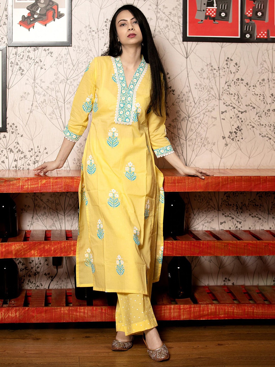 

KALINI Women Floral Printed Regular Kurta with Palazzos & With Dupatta, Mustard