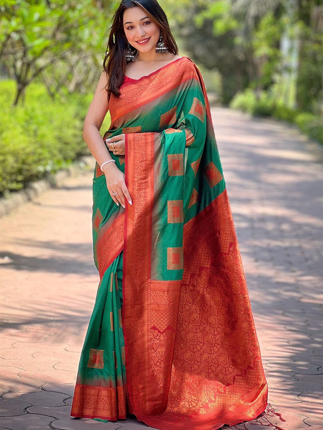 

all about you Woven Design Zari Silk Blend Banarasi Saree, Green